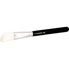 MAC Brushes - #168 Large Angled Contour Brush (Face) -
