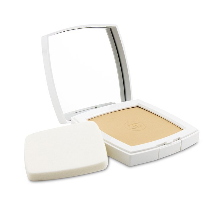 Chanel Le Blanc Whitening Compact Foundation SPF 25 - # 20 Begie