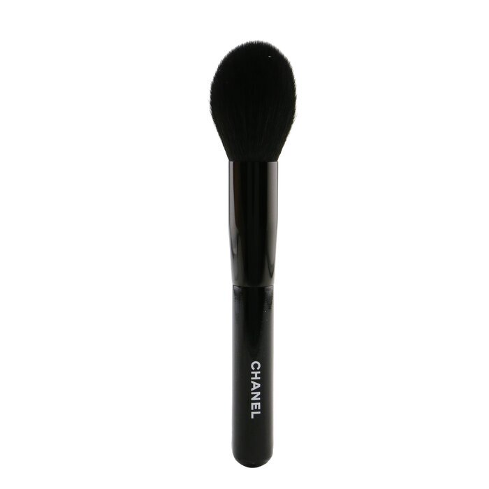Les Pinceaux De Chanel Powder Brush N°106 | Cosmetics Now United