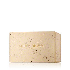Molton Brown Body Scrub Re-charge Black Pepper (bodyscrub Bar) 250 G